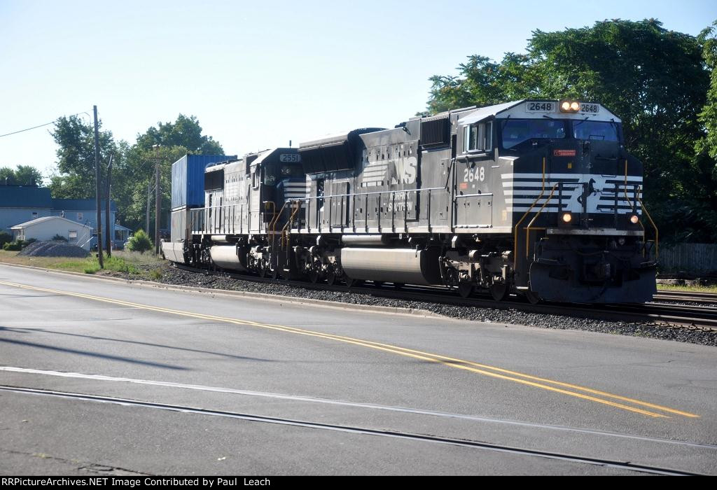 Stack train rolls west around the curve